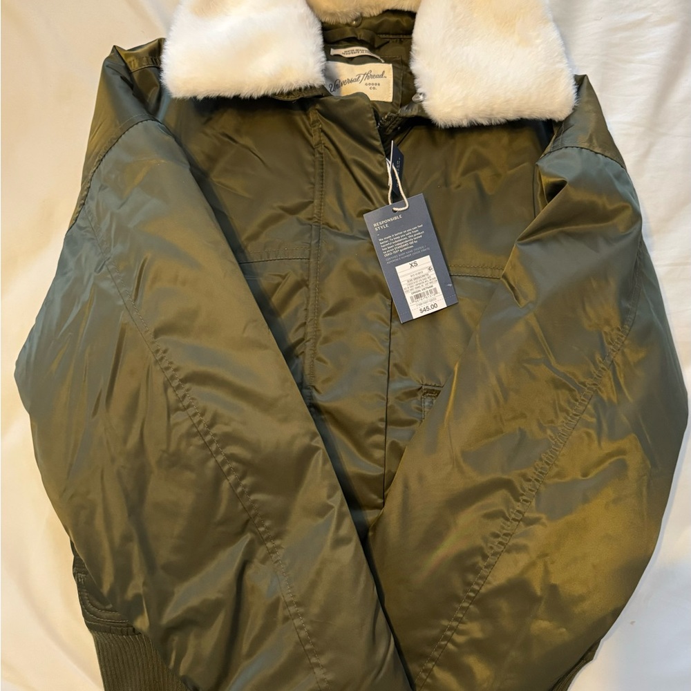 Universal Thread Jacket - Picture 3 of 6